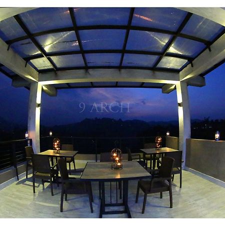 ホテル9 Arch バンダーラウェラ エクステリア 写真